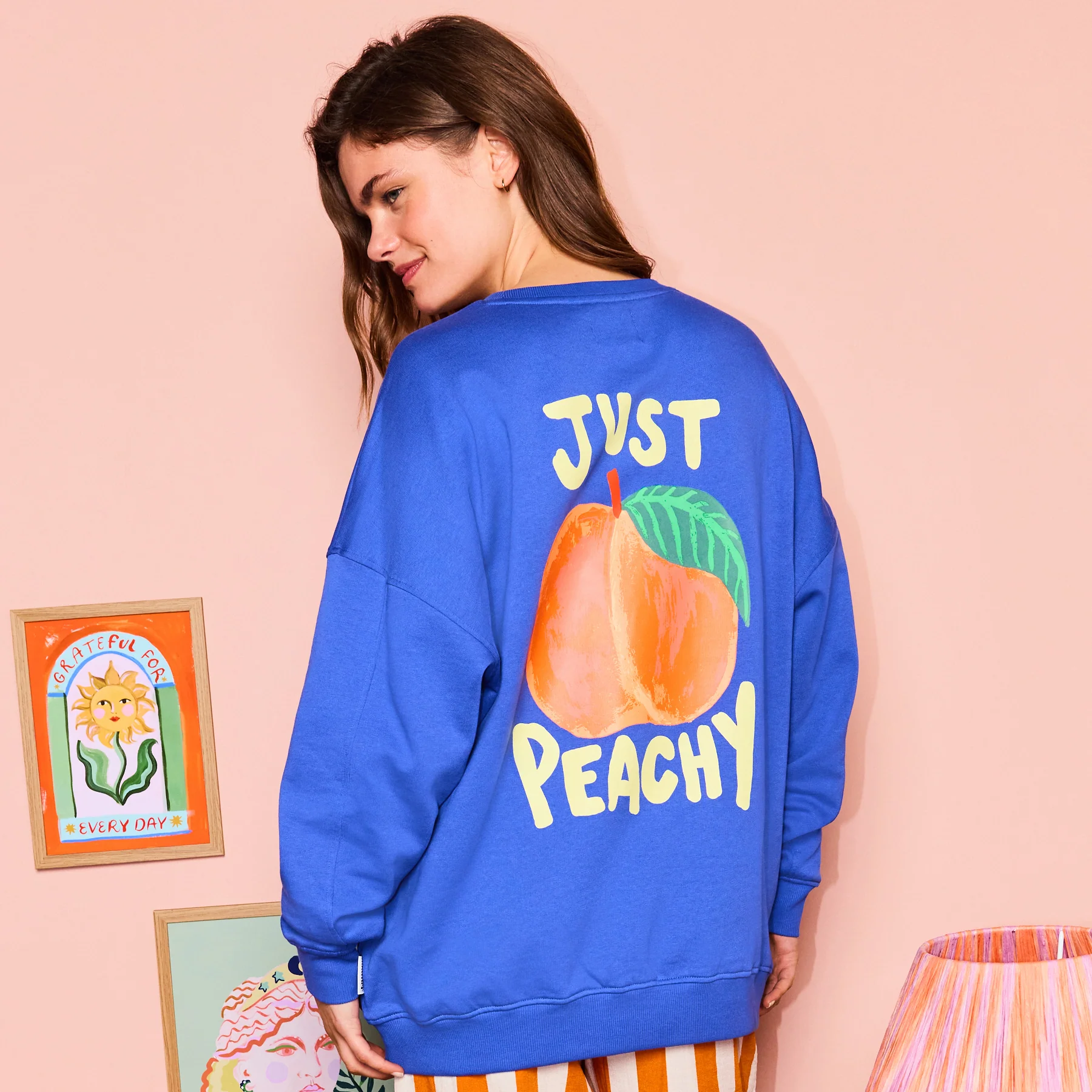 Tops & T-Shirts